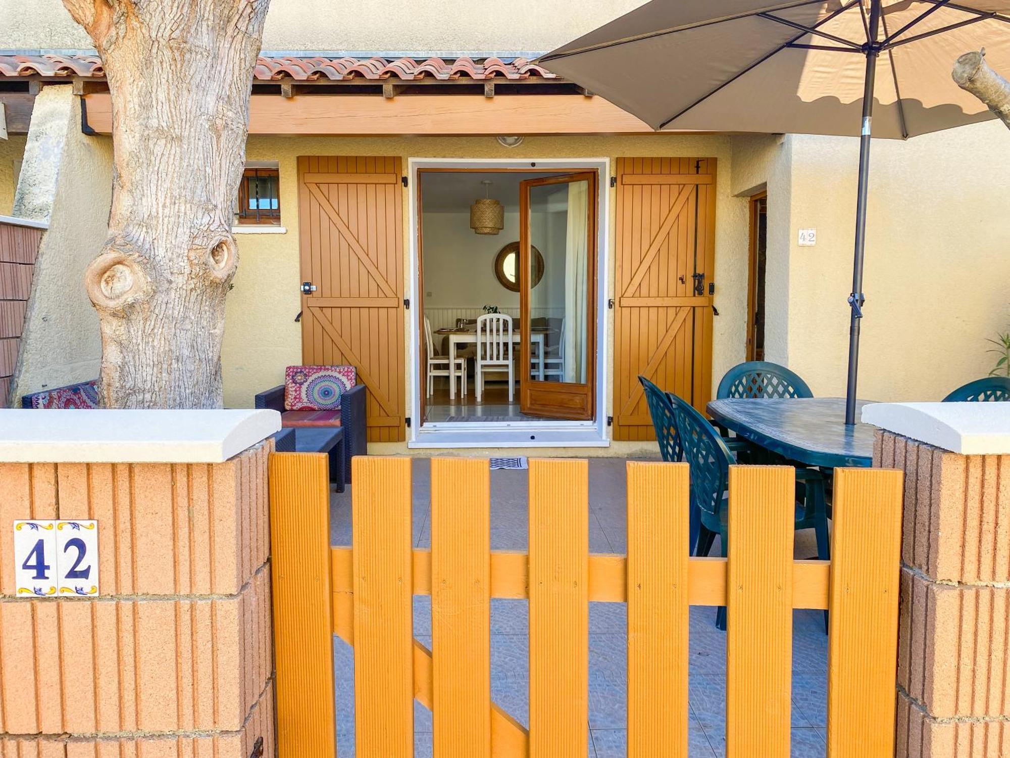 Dydy Haven - Maison De Vacances A Vias Plage, Piscine, Mer Et Climatisation Экстерьер фото