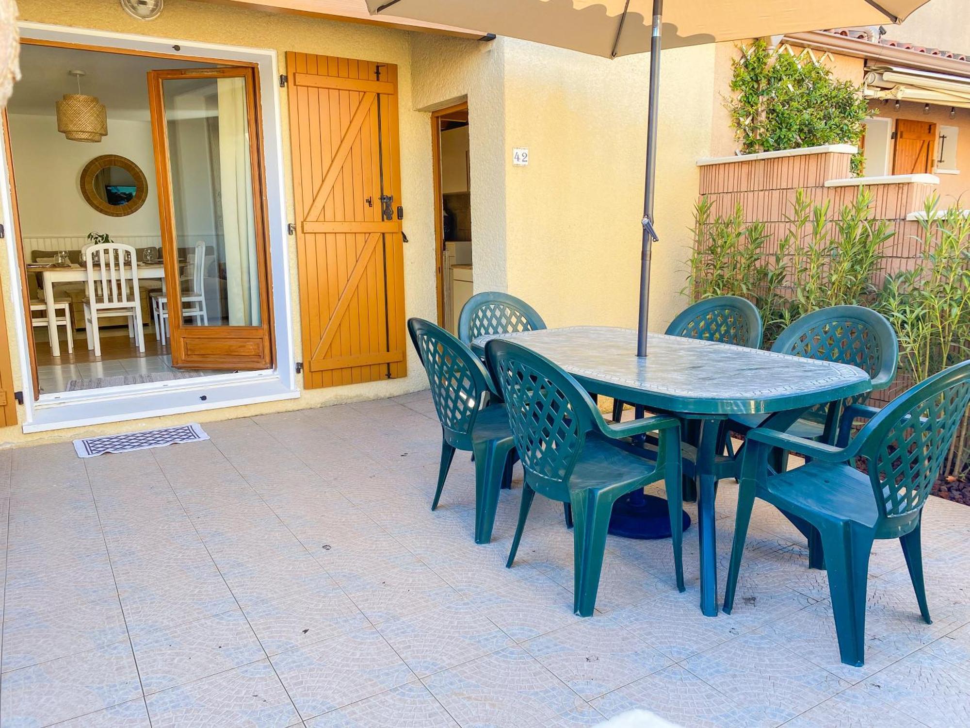 Dydy Haven - Maison De Vacances A Vias Plage, Piscine, Mer Et Climatisation Экстерьер фото